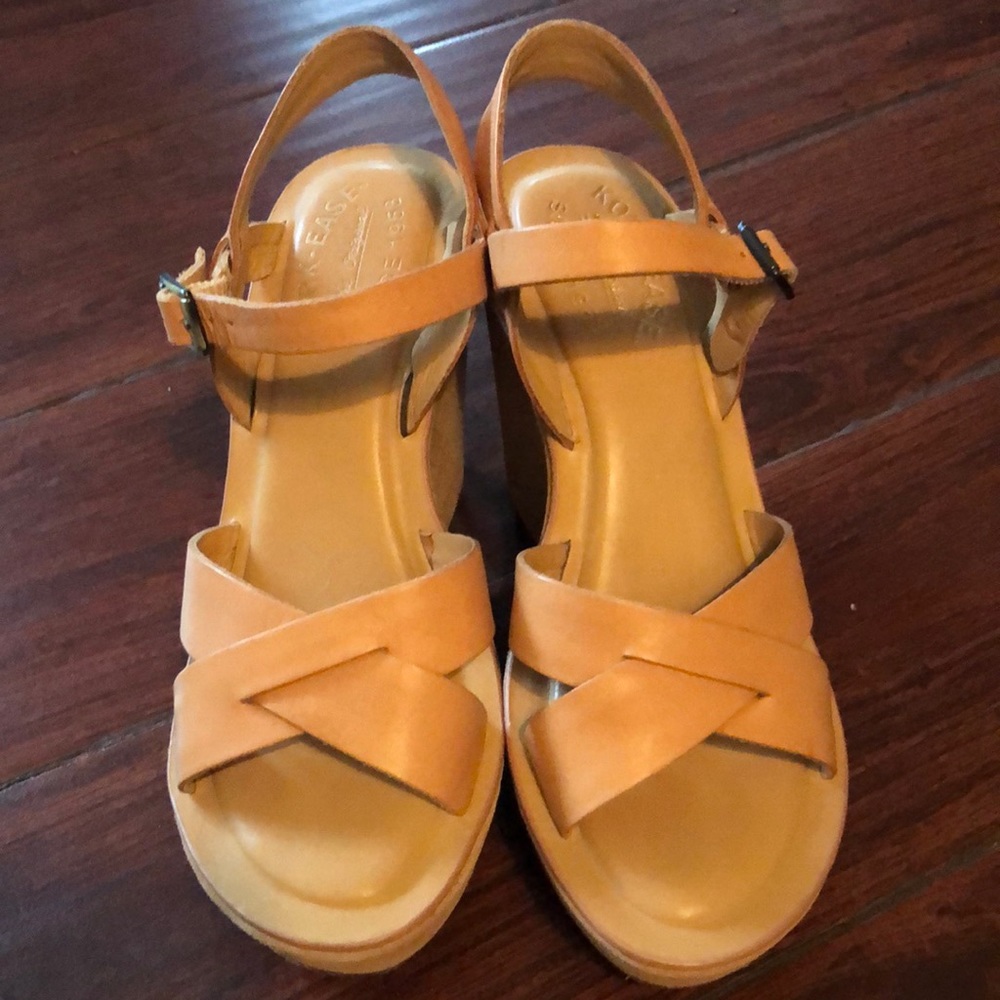 NWOT Kork-Ease Nude Leather & Suede Ava Wedges